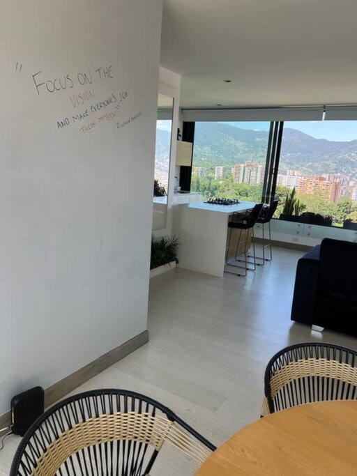 Apartamento De Lujo Con La Mejor Vista De Medellin Διαμέρισμα Εξωτερικό φωτογραφία